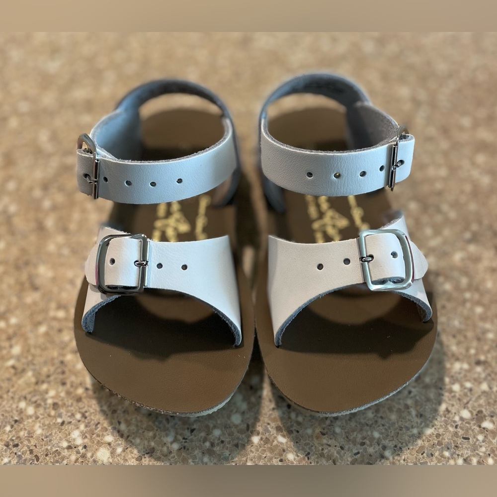 Sandals for baby/toddler